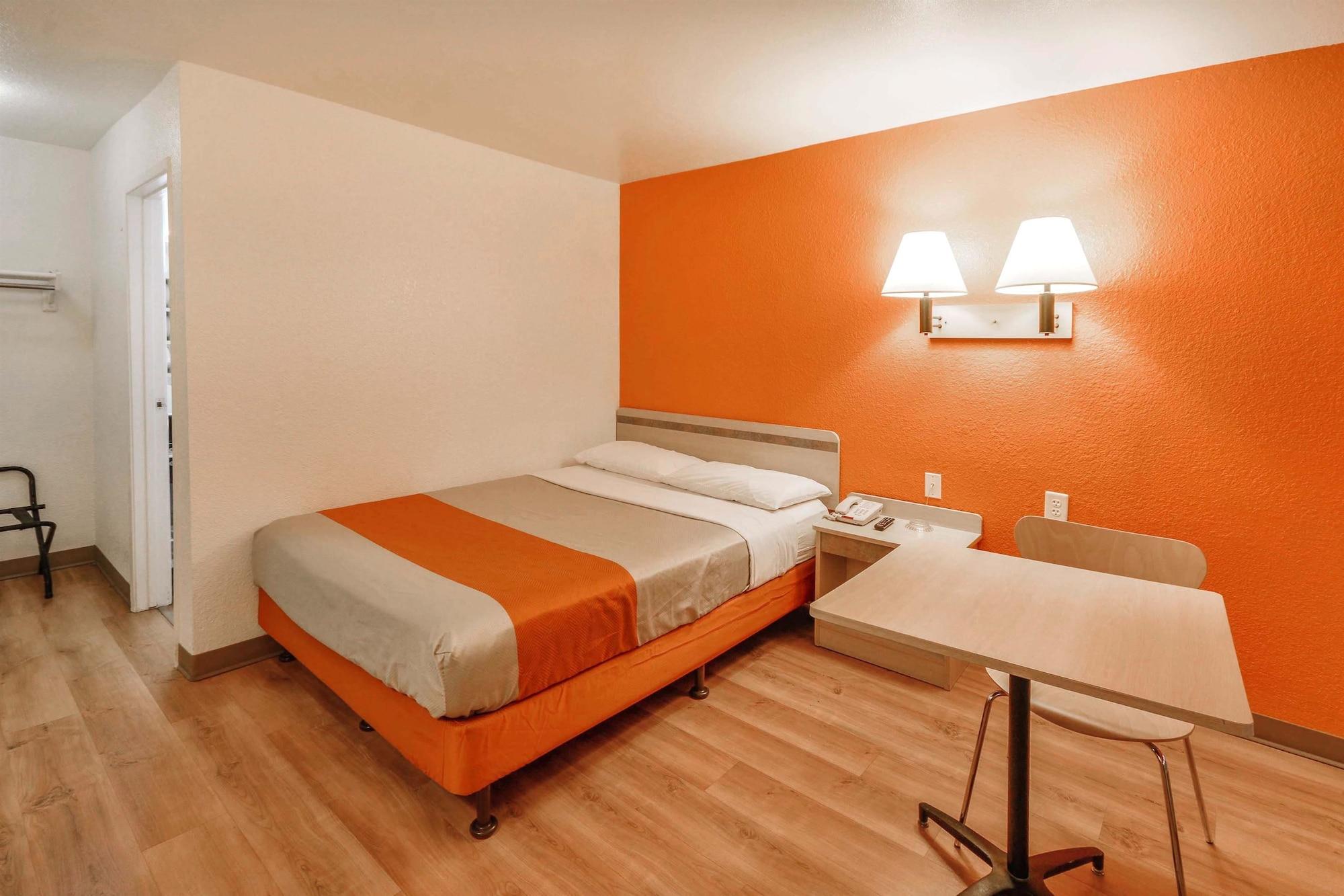 Motel 6-Huntsville, Tx エクステリア 写真