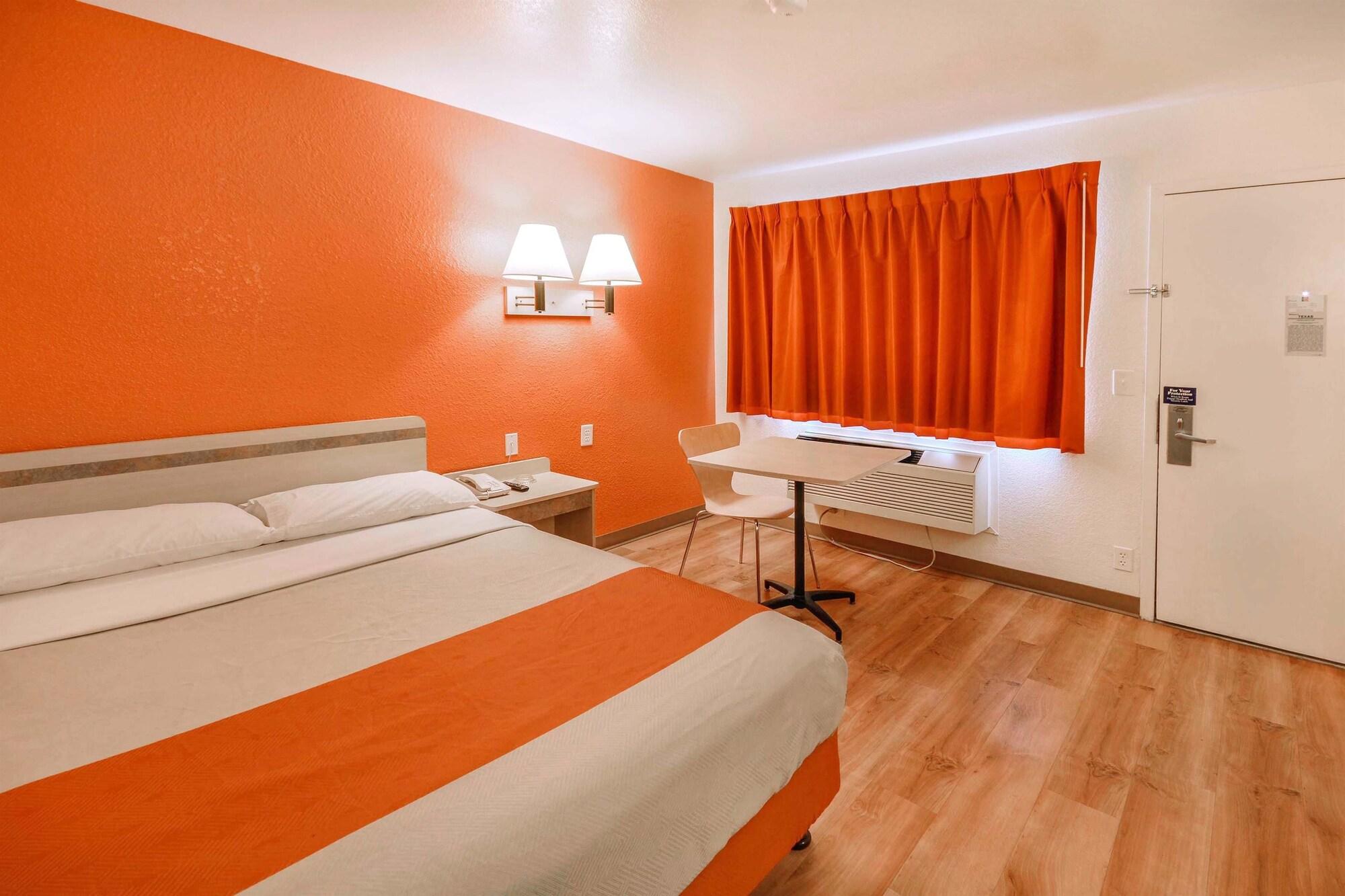 Motel 6-Huntsville, Tx エクステリア 写真