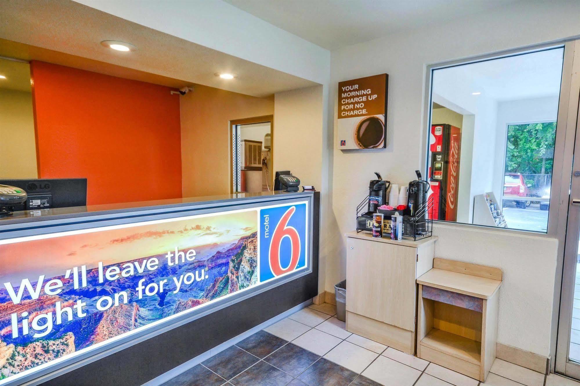 Motel 6-Huntsville, Tx エクステリア 写真